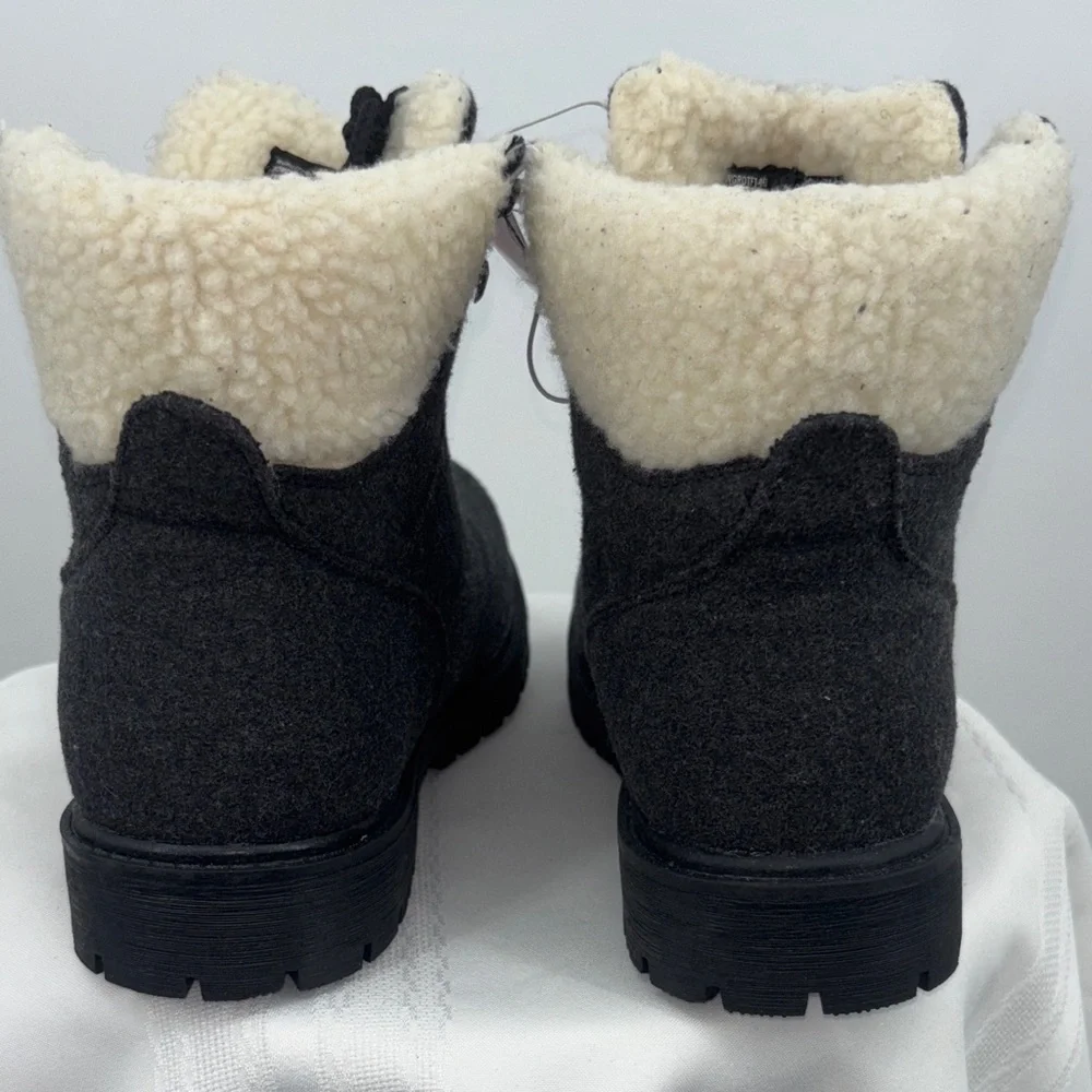 Lugz Women's Charcoal Wool Lace-Up Winter Boots with Cream Shearling Collar